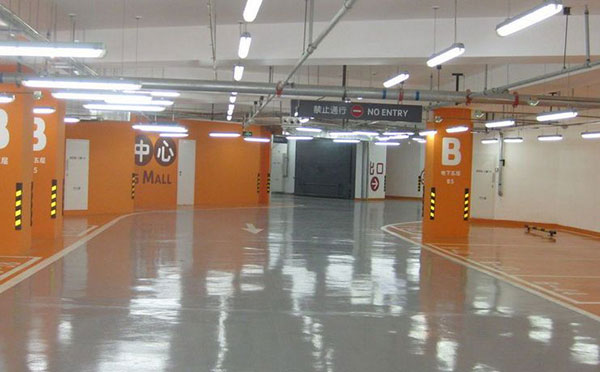 巴宜停车场地坪漆如何保养翻新